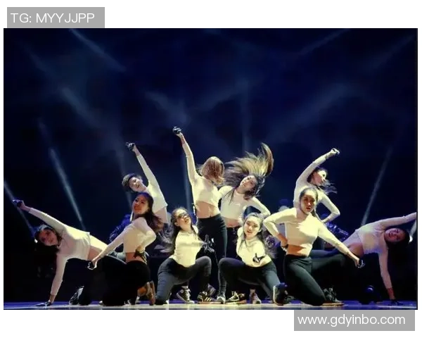 南京街舞队展现力量与激情街舞文化的崛起与发展之路