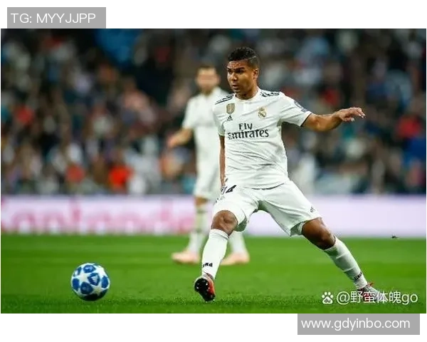 探索绕线足球的魅力与技巧提升之路,助你成为场上明星球员 探索绕线足球的魅力与技巧提升之路,助你成为场上明星球员